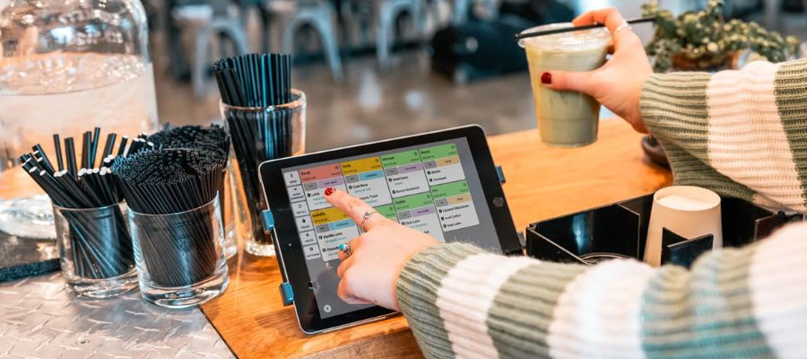 Boost Restaurant Efficiency with a Kitchen Display System
